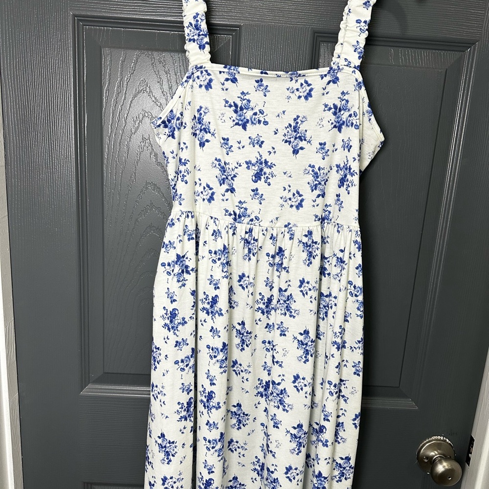 Blue and White Square Neck Sundress for Casual Resort Wear